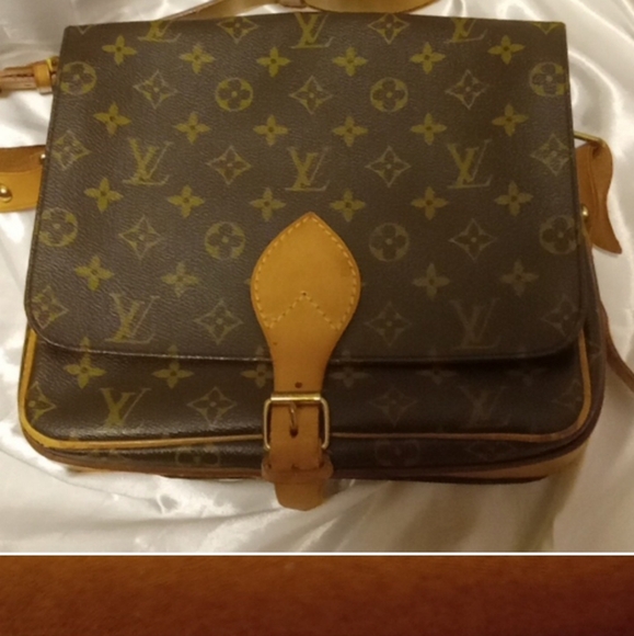 Louis Vuitton This beautiful GM size Authentic Cartouchiere CB Selling for $895. - Picture 3 of 14